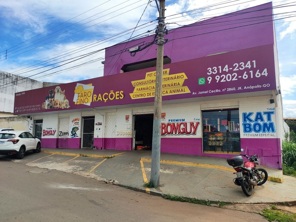 Fachada da loja Faro Fino Rações